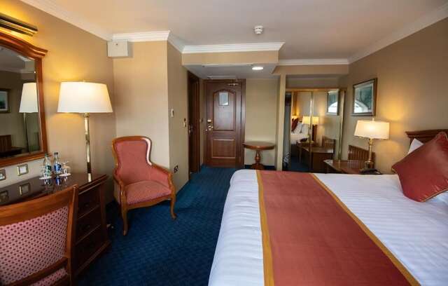 Отель Killarney Towers Hotel & Leisure Centre Килларни-35